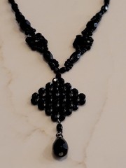 Vintage Black Faceted Bead Necklace Teardrop Pendant Gothic Formal 18″