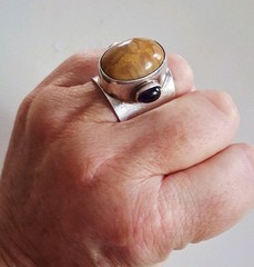 OBSIDIAN BRAND Fossil Coral & Amethyst Statement Ring Size 8 Sterling Silver