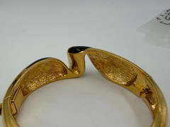 Vintage Bracelet Bangle Black Enamel Clamper Hinged Chunky 6.5 in