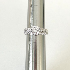 Ladies 18K White Gold Plated Clear CZ Crystal Sparkly Band Ring Size 5.5