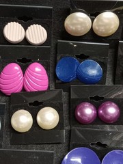 Costume Jewlery Earing Lot Of 74 Pair