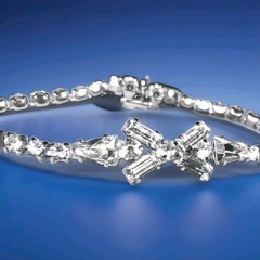 Vtg B. David Bracelet Rhinestone & Baguette Safety Chain Box Clasp 6.5-7.5 0206