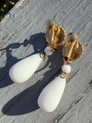 Vintage Signed Miriam Haskell White Glass Dangle Drop Clip Screw Back Earrings