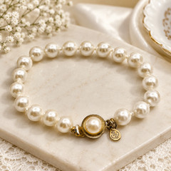 Premier Designs White Faux Pearl Glass Bead Bracelet Gold Tone Box Clasp 6.75″