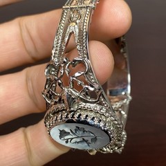Whiting & Davis Intaglio Lily Flower Cameo Silvertone Hinged Bracelet Mesh Bags