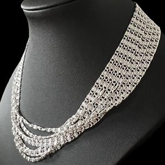 VINTAGE SARAH COVENTRY Women’s Choker 8 Strand Silver Tone Aluminum 15 in