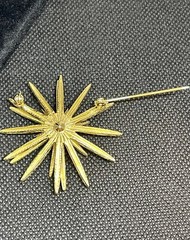 Vintage Brooch Pin Star⭐️Sunburst☀️ Flower GoldTone Abstact 2 Inches Layered