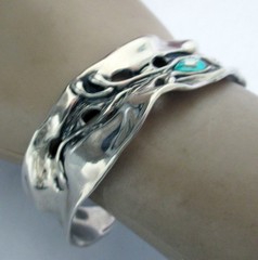 BIG HAGIT GORALI ISRAEL STERLING CUFF BRACELET, 6 1/2 INCHES WEARABLE, 42 GRAMS