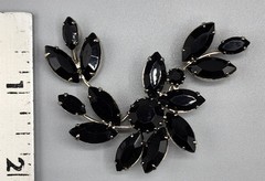Vintage Jet Black Rhinestone Brooch Leaf Floral Prong Set Silver Tone 2.5″