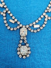 Clear Rhinestone Choker Necklace Vintage Dangle Drop Pendant 15.5 Inches Sparkly