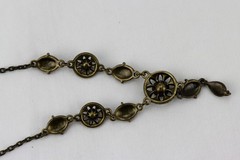 Nina Ricci/Avon Brass Toned Rhinestone and Enamel Necklace, 15gr