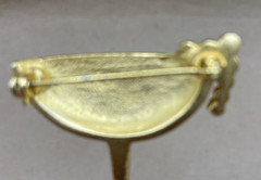 Vintage – Champagne Cocktail Coupe Glass Crystal Bubbles Brooch Gold Tone/Black
