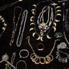 Huge Vintage Estate Costume Jewelry Lot Anne Klein Monet Napier 200+ pcs