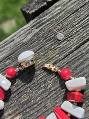 Vintage Hong Kong Plastic Faux Stone Beaded Necklace Coral Red White
