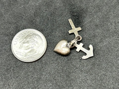 Vintage Puffy Faith Hope and Charity Sterling Charm 0.5in – 1.59g