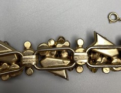 JULIANA D&E Book Piece Givre Cha Cha Dangle Arrow Rhinestone 5 Link Bracelet VTG