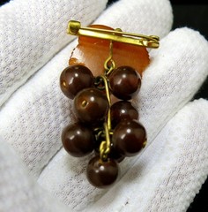 Vintage Natural Baltic Amber Grapes Brooch USSR Gold Plated Pin