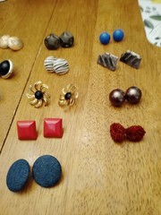 23 Pairs of Vintage Pierced Earrings 1980’s-1990’s Pre-Owned Costume Jewelry