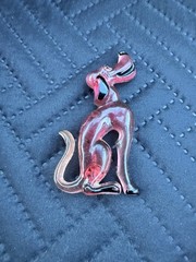 Vintage Pink/Red/Black Plastic Cartoon Hound Dog Brooch Retro Style Foxhound Pin