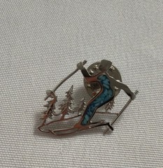 VTG Sterling Silver Turquoise Ski Skier Pin Snow Trees Winter Holiday Skiing