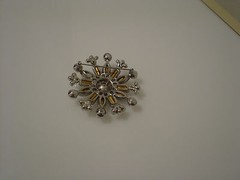Big vintage rhinestone pin brooch 2.25″ diameter