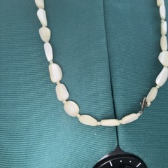 Vintage Mother of Pearl Beaded Necklace Natural Iridescent Shell, 1950’s-1970s