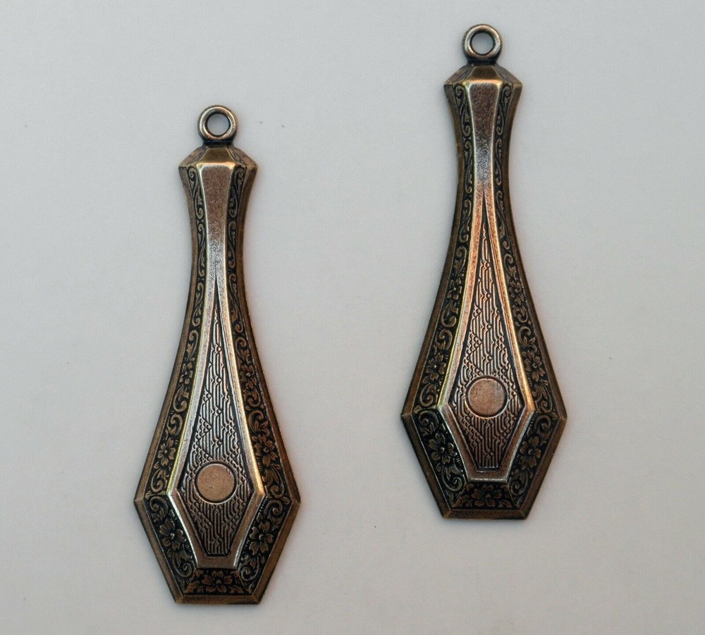 #3501 ANTIQUED GOLD CELTIC DROP W/TOP HANG RING – 2 Pc Lot