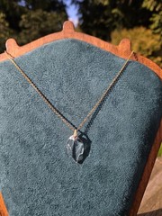 Vintage Cut Crystal Glass Leaf Pendant Necklace Gold Tone Chain