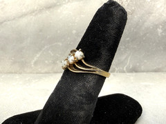 Vintage 18K HGE Opalescent Stone Gold Ring Size 5