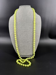 Vintage MCM Lime Green Crackle Lucite Bead Flapper Necklace 53″