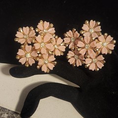 Vintage Pink Floral Cluster Clip On Earrings Gold Tone Rhinestone Accent Retro