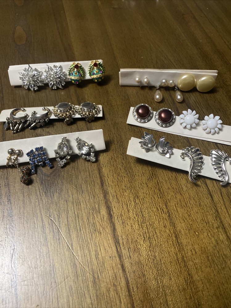 Set of 14 Pairs – Silver Gold Pearl Gem Vintage Clip-On Earrings
