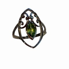 Sterling Silver 925 Filigree Ring Green Marquise Stone Vintage Style Sz 7.5
