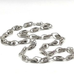Vintage Silver Tone Necklace Textured Open Link Chain Diamond Rope Detail 18″