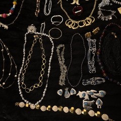 Huge Vintage Estate Costume Jewelry Lot Anne Klein Monet Napier 200+ pcs
