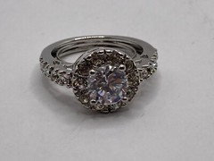Vintage Avon Sparkly Round-Shape Clear Stone in Silvertone Ring (Size 7)