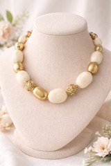 VTG Chunky Cream Swirl Bead Necklace Gold Tone Statement 80s 90s Neutral Chic
