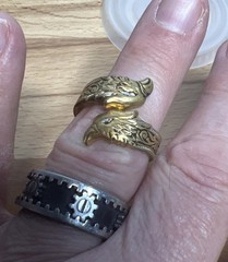 VTG Spain Damascene Metal Coiled Ring Double Eagle Head Scroll-work Golden-color