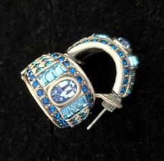 La Vintage Signed Silver Tone Blue Rhinestone Pierced Earrings