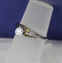 VTG 18K White Gold 0.30ct Natural Diamond Solitaire Ring Size 4