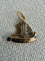 Vintage 19K Gold Filigree Sailboat Pendant Turquoise Accent Nautical 1.6g