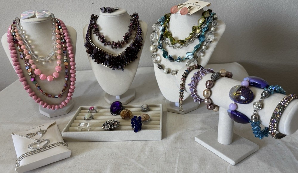 Mixed Lot of 27 Pieces Vintage to Modern Jewelry All Wearable