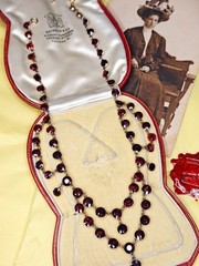 English Late Georgian Early Victorian Almandine Swags Garnet 9 KT Gold Necklace