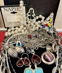 Vintage Estate Costume Jewelry Lot! MONET, NAPIER and more!