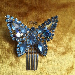 Vtg Weiss Signed Butterfly Hair Comb Mid-century Goldtone Base Blue Rhinestones
