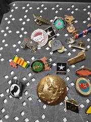 Lot Over 40 Pins Mostly Military Pins Militaria Lot AAB 16