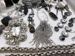 Vintage Estate Costume Jewelry Lot~NR (AVON)~LIZ C~NAPIER~CHICO’S~KENDRA SCOTT