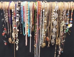 Estate Vintage Costume Jewelry Large Lot 6 LBS Over 100 Necklaces Retro