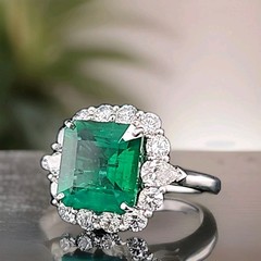 Vintage Platinum Engagement Ring 5.30CT. Gem Natural Green Emerald Square Shape