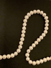 Vintage Pearl Necklace 18k Gold Clasp 19” Long 90 Hand-Strung Pearls